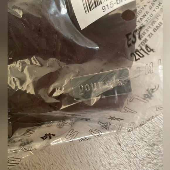 YOUNGLA hat - Picture 3 of 4